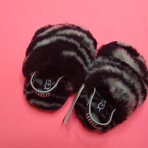 Infant ugg slides